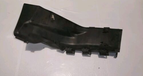 BMW 3 SERIES E92 320D N47 FRONT Right SIDE AIR INTAKE DUCT CHANEL 8047409