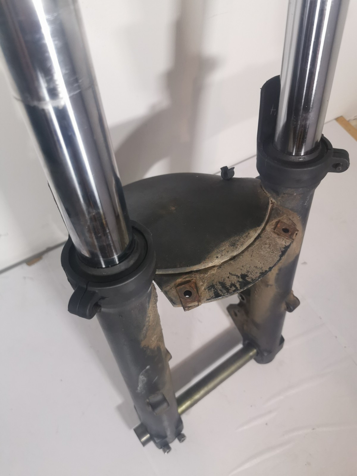 Triumph Sprint St 1050 Complete Front Forks Suspension and Carbon Fiber Mudguard