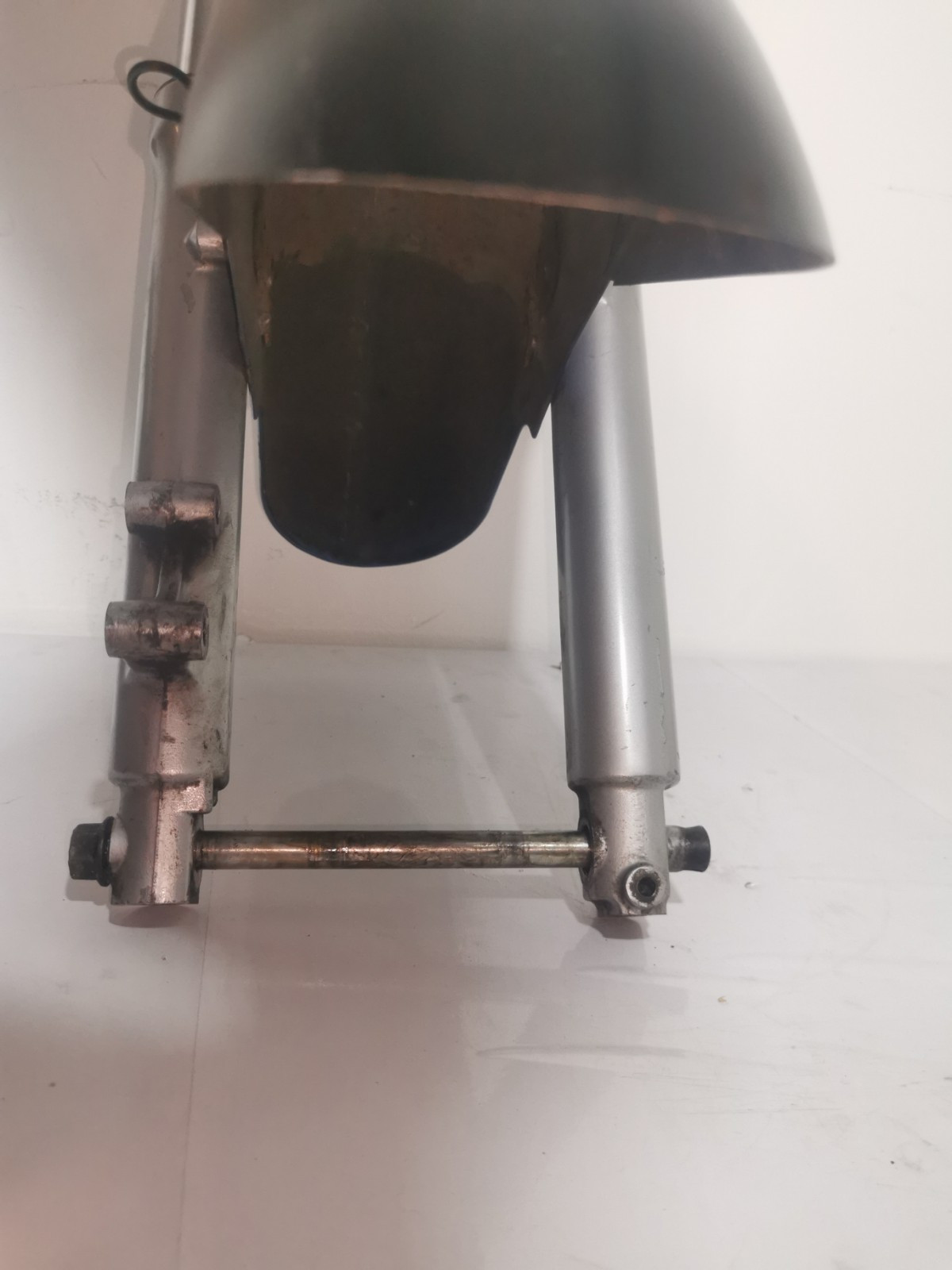 Triumph Sprint St 1050 Complete Front Forks Suspension and Carbon Fiber Mudguard