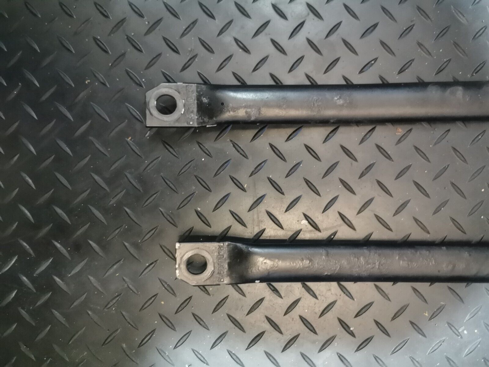 BMW E92 E90 E91 3 SERIES 2008 ENGINE CROSS STRUT BARS BRACES PAIR LEFT RIGHT