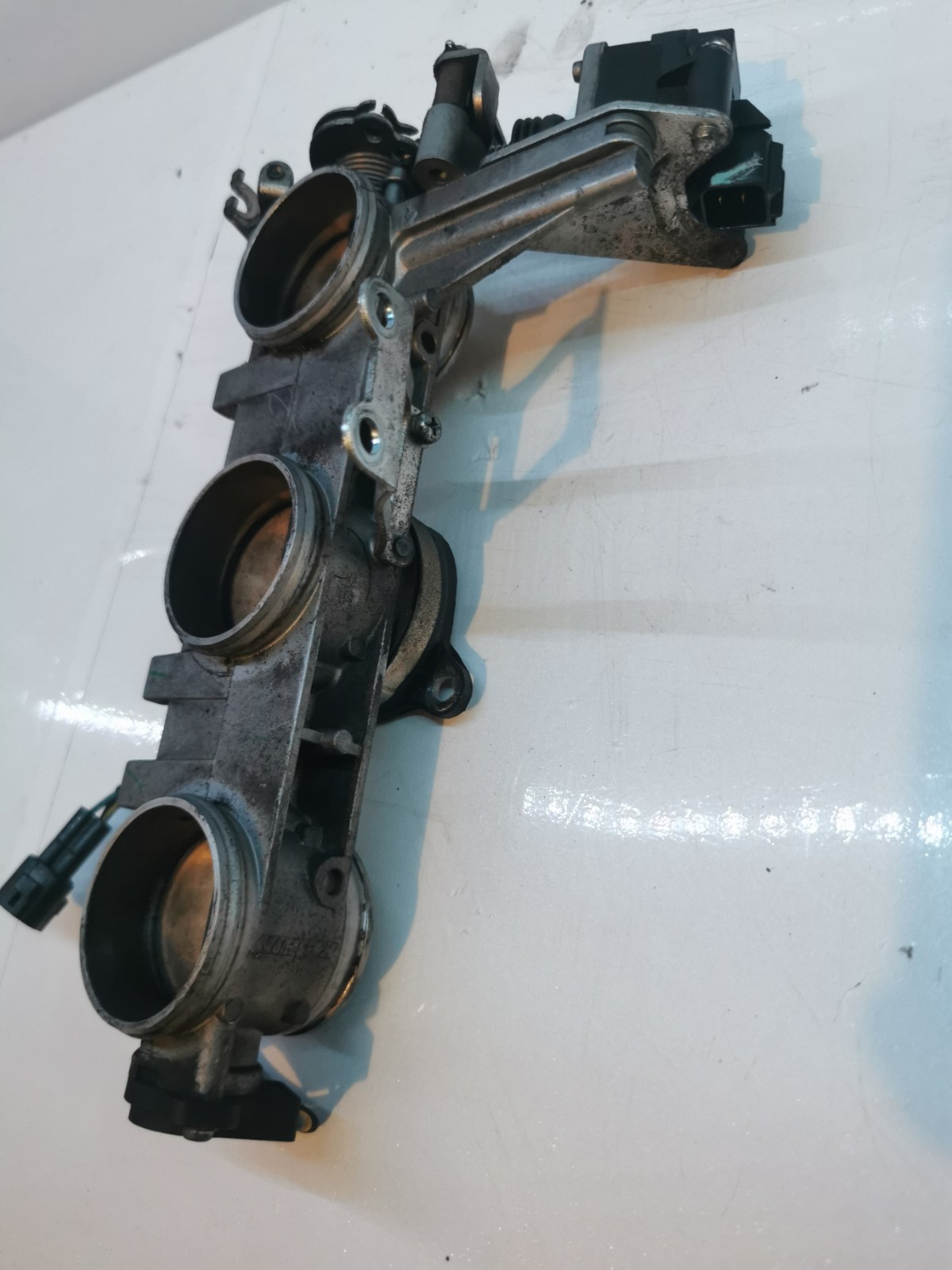 Triumph SPRINT ST 1050 Throttle Injection Bodies