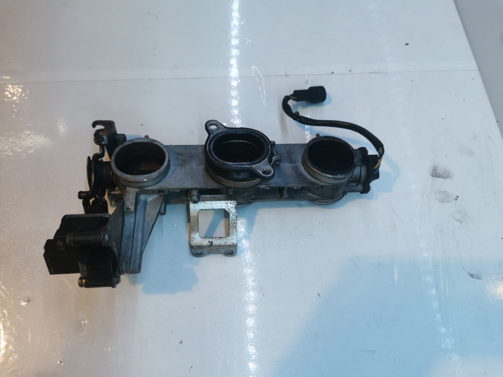 Triumph SPRINT ST 1050 Throttle Injection Bodies