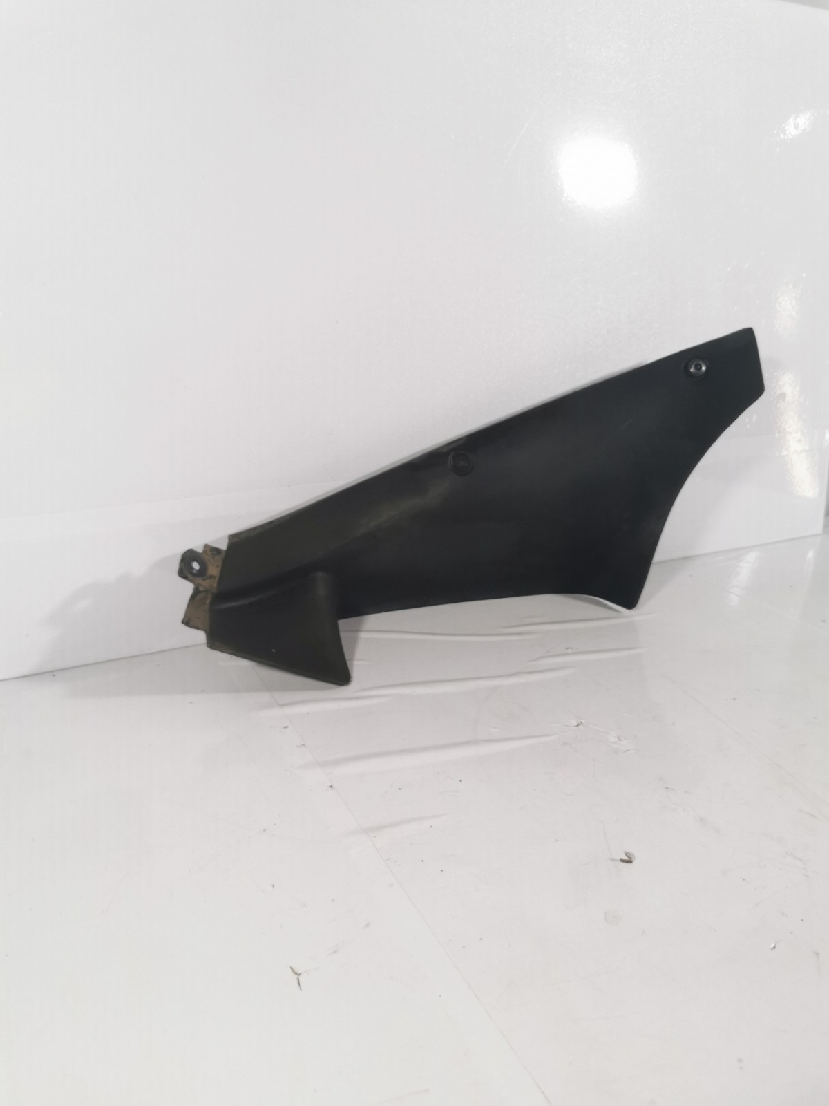 TRIUMPH SPRINT ST1050 ST 1050 FRONT RIGHT RH RADIATOR TRIM PANEL COWL 2301587