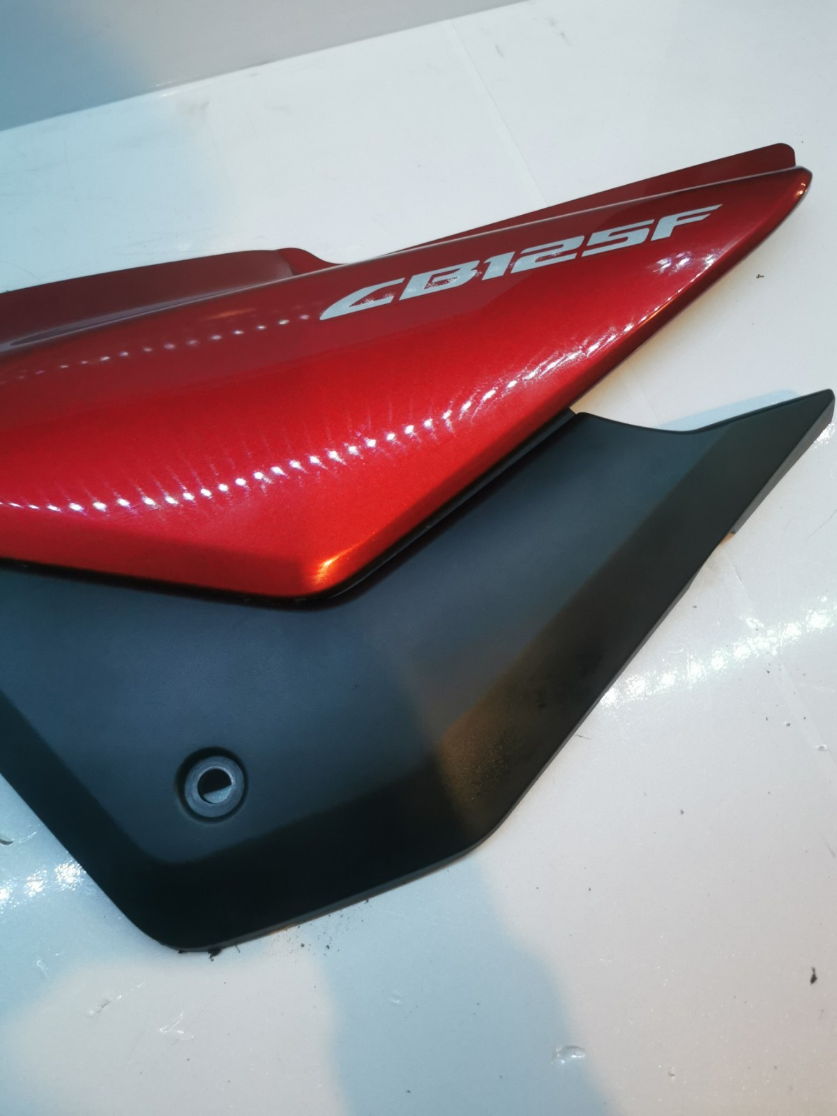 Honda CB 125 F 2022 left hand side seat fairing panel 2021 – 2023