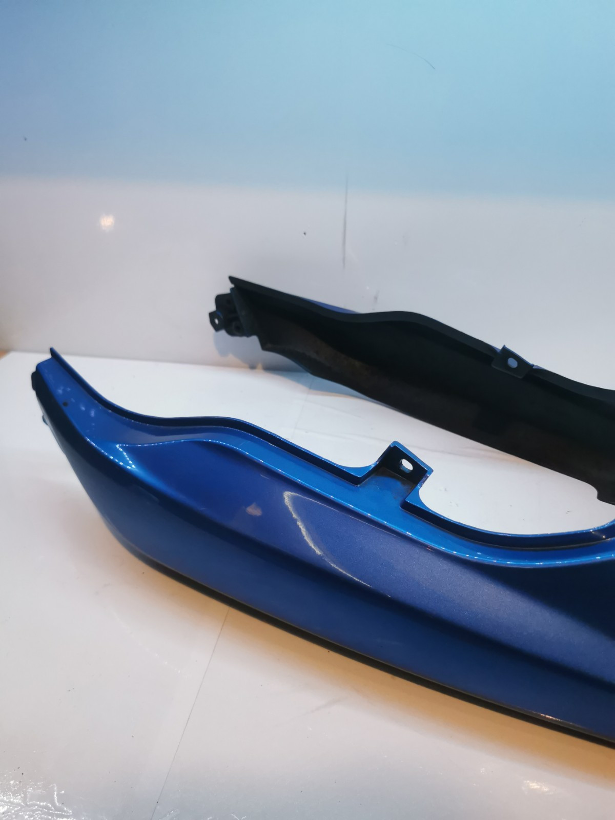 Kawasaki ER5 ER 500 Right rear tail fairing panel blue