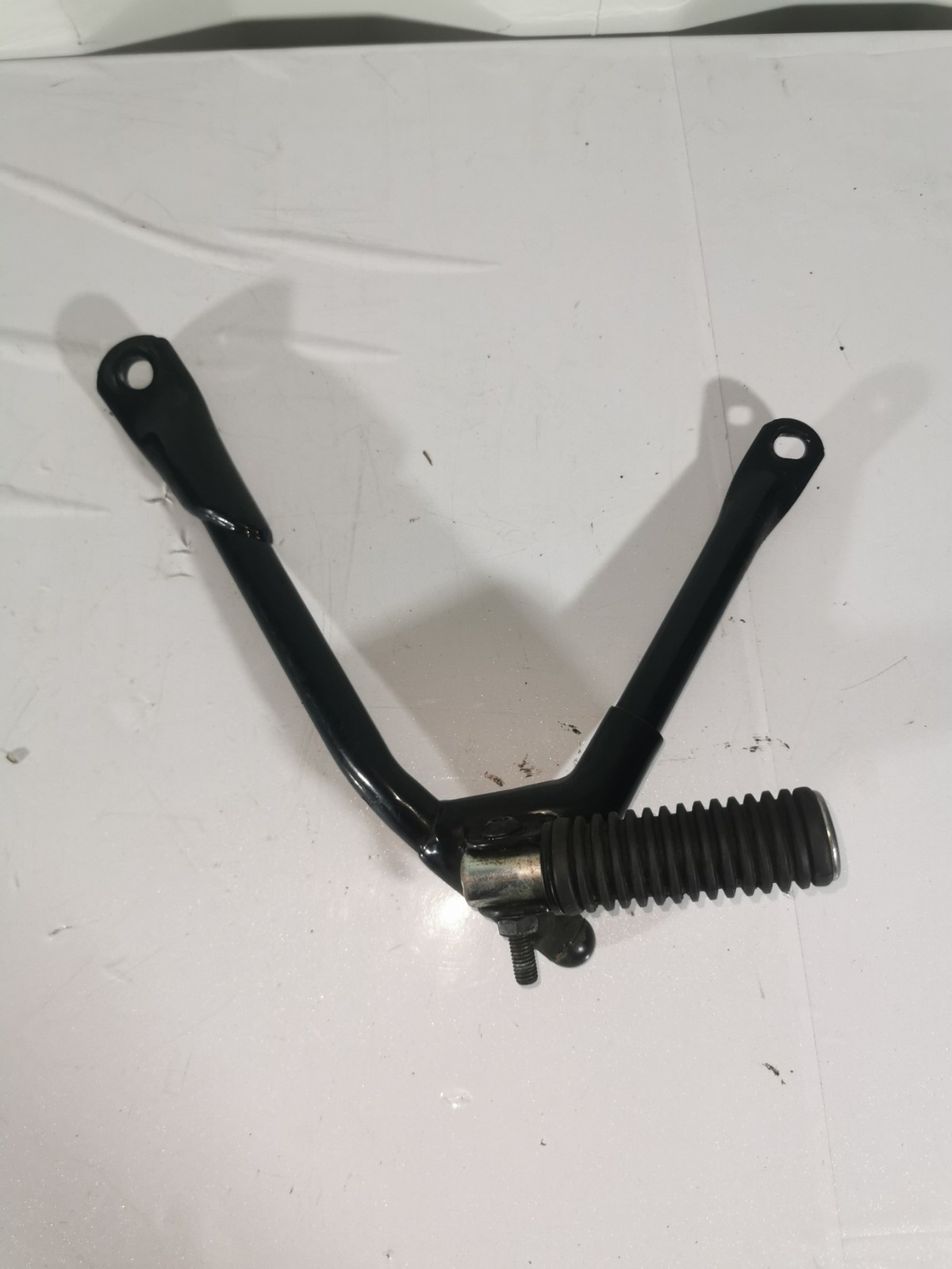 Honda CB125F 125 M-M 2023 left pillion footrest (13400)