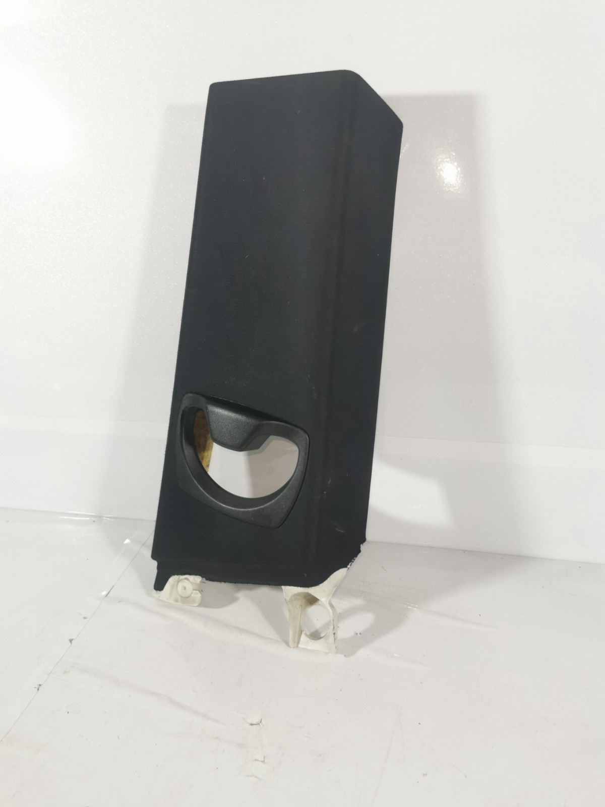 BMW 3 SERIES E92 3DR DRIVER RIGHT SEAT BELT B PILLAR COVER TRIM 7117470Alcantara