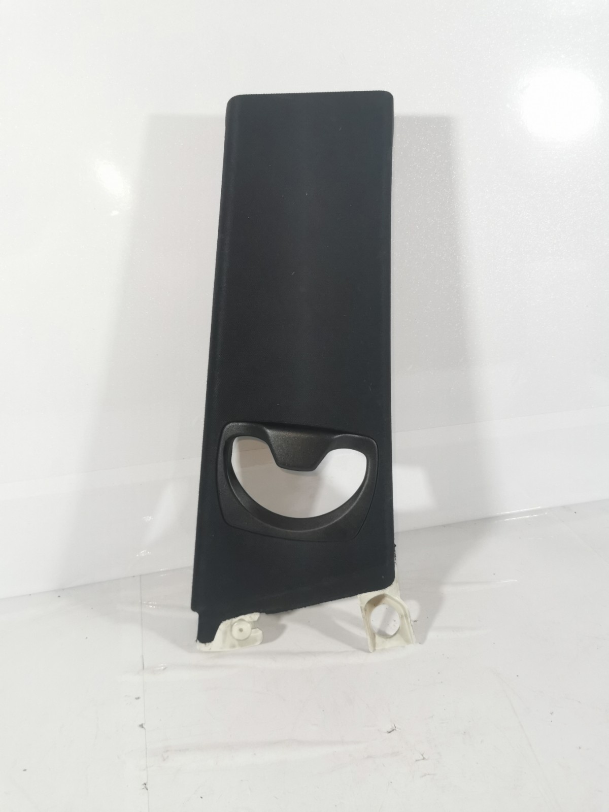 BMW 3 SERIES E92 3DR DRIVER RIGHT SEAT BELT B PILLAR COVER TRIM 7117470Alcantara