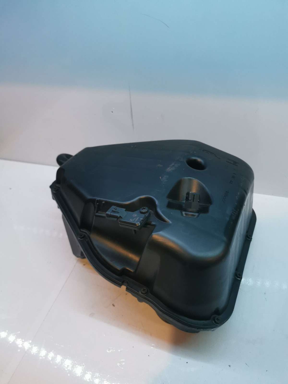 2010 TRIUMPH SPRINT ST 1050 Air Box