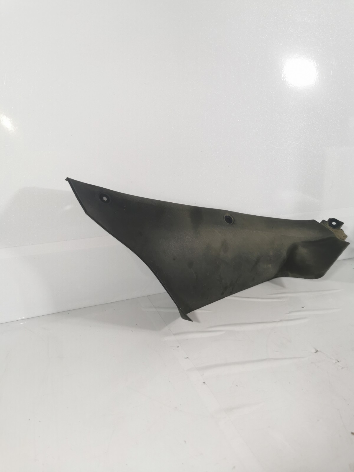 TRIUMPH SPRINT ST1050 ST 1050 FRONT Left LH RADIATOR TRIM PANEL COWL 2301587