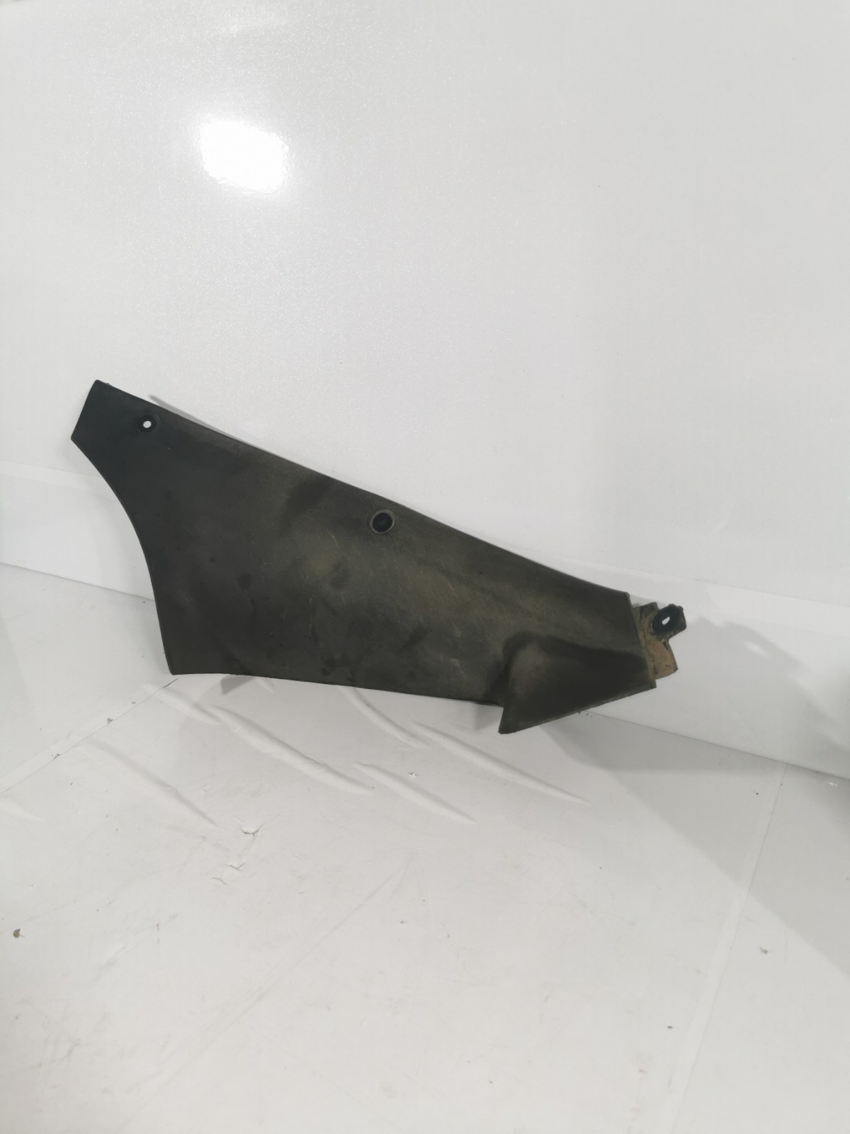 TRIUMPH SPRINT ST1050 ST 1050 FRONT Left LH RADIATOR TRIM PANEL COWL 2301587