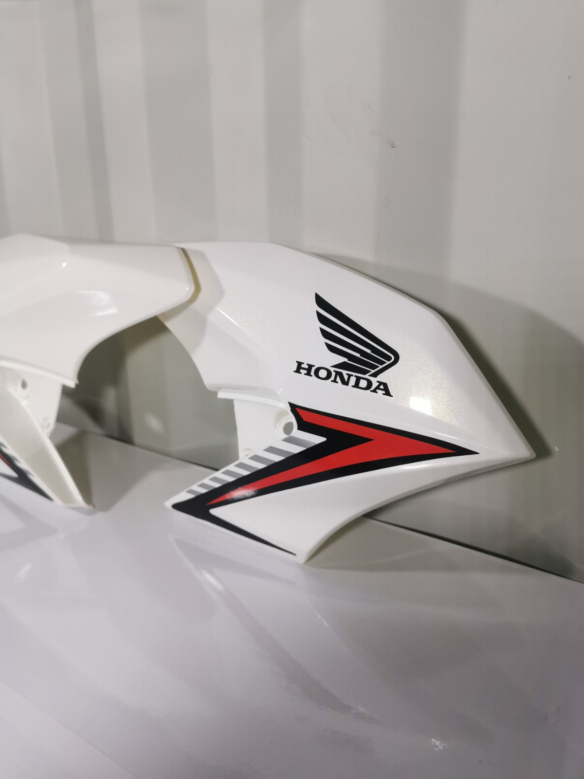 HONDA CB125F WHITE SHROUD COVER WHITE LH & RH PAIR GLR125 CB 125 F 2015-2020