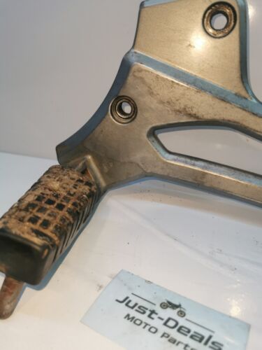 KAWASAKI ER5 ER500 ER 500 Left Foot Rest Hanger 2005