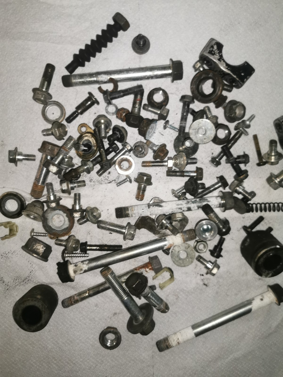 Honda Cb125f Glr 125 1wh-h 2015 – 2020 MIXED BOLT AND NUT SET #1