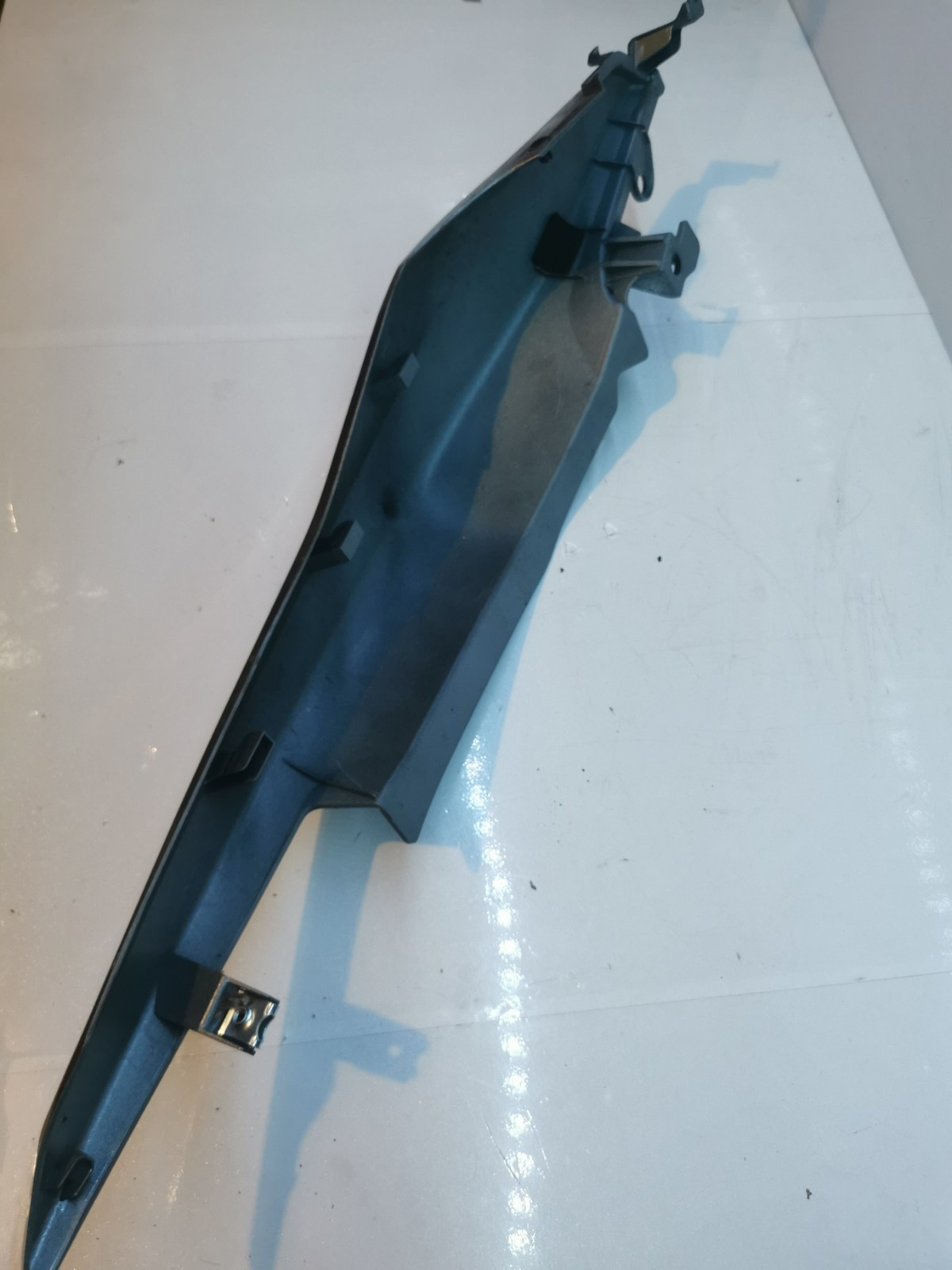 HONDA CB125F RIGHT SIDE COVER / FAIRING 2022