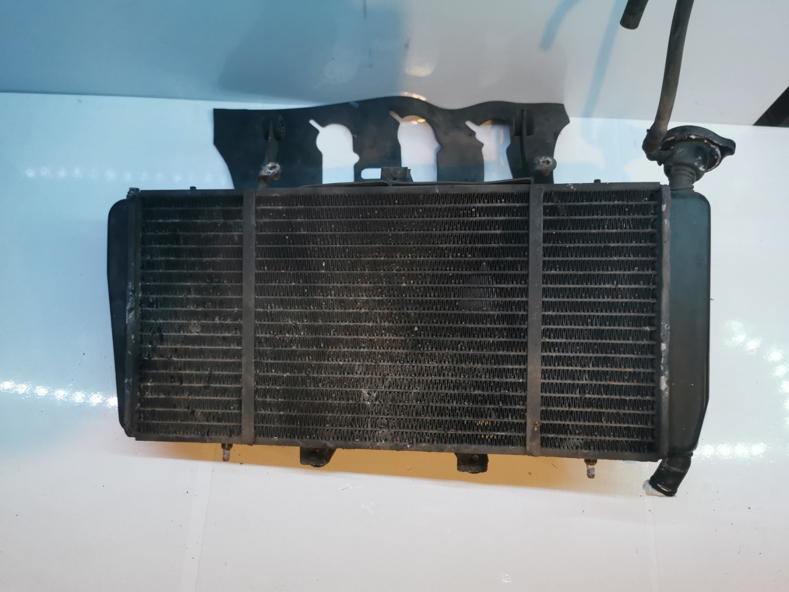 TRIUMPH SPRINT ST 1050 RADIATOR WITH FAN
