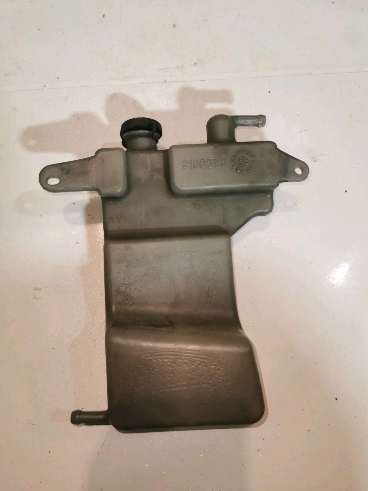 TRIUMPH SPRINT ST 1050 EXPANSION COOLANT BOTTLE