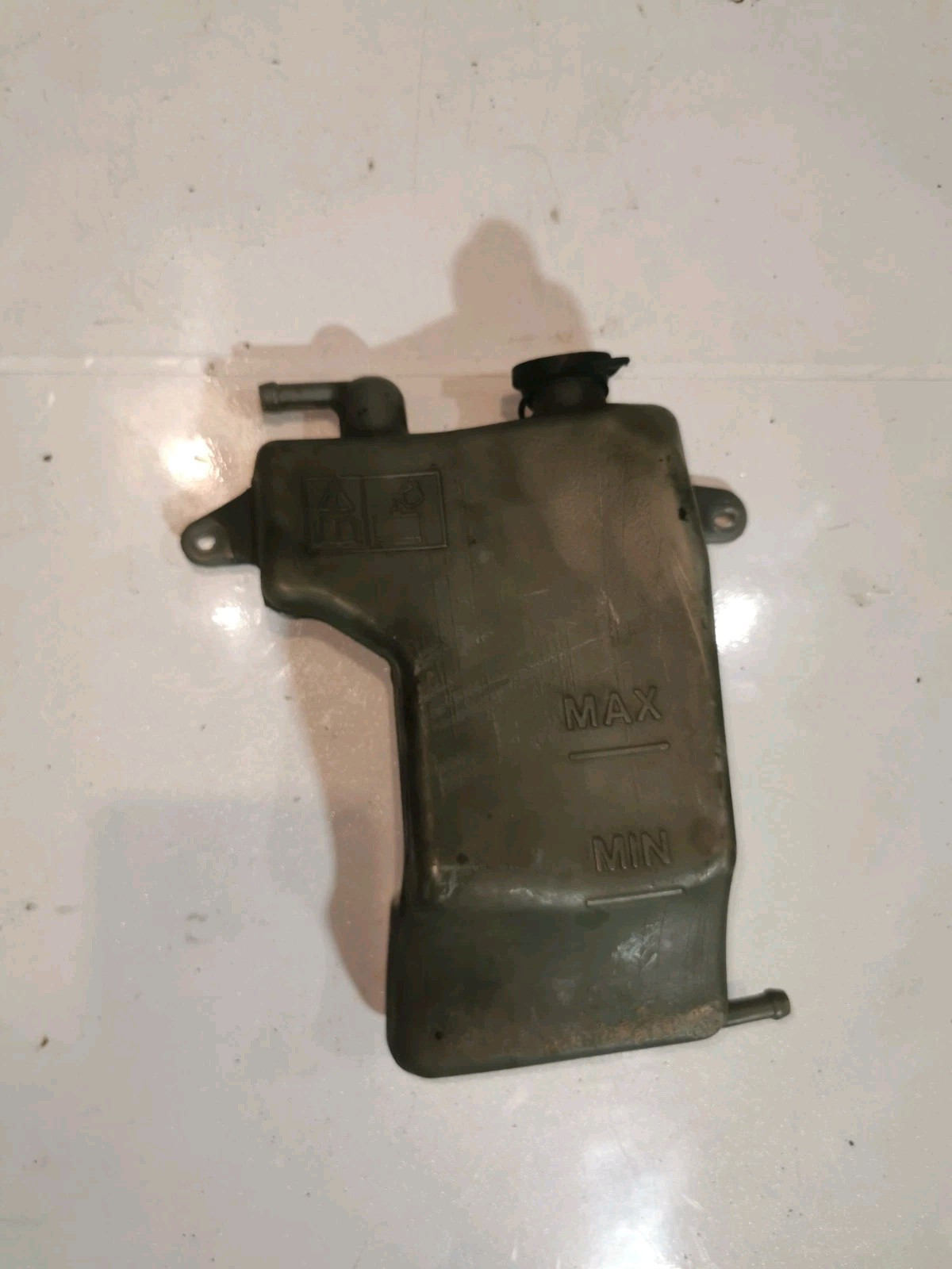 TRIUMPH SPRINT ST 1050 EXPANSION COOLANT BOTTLE