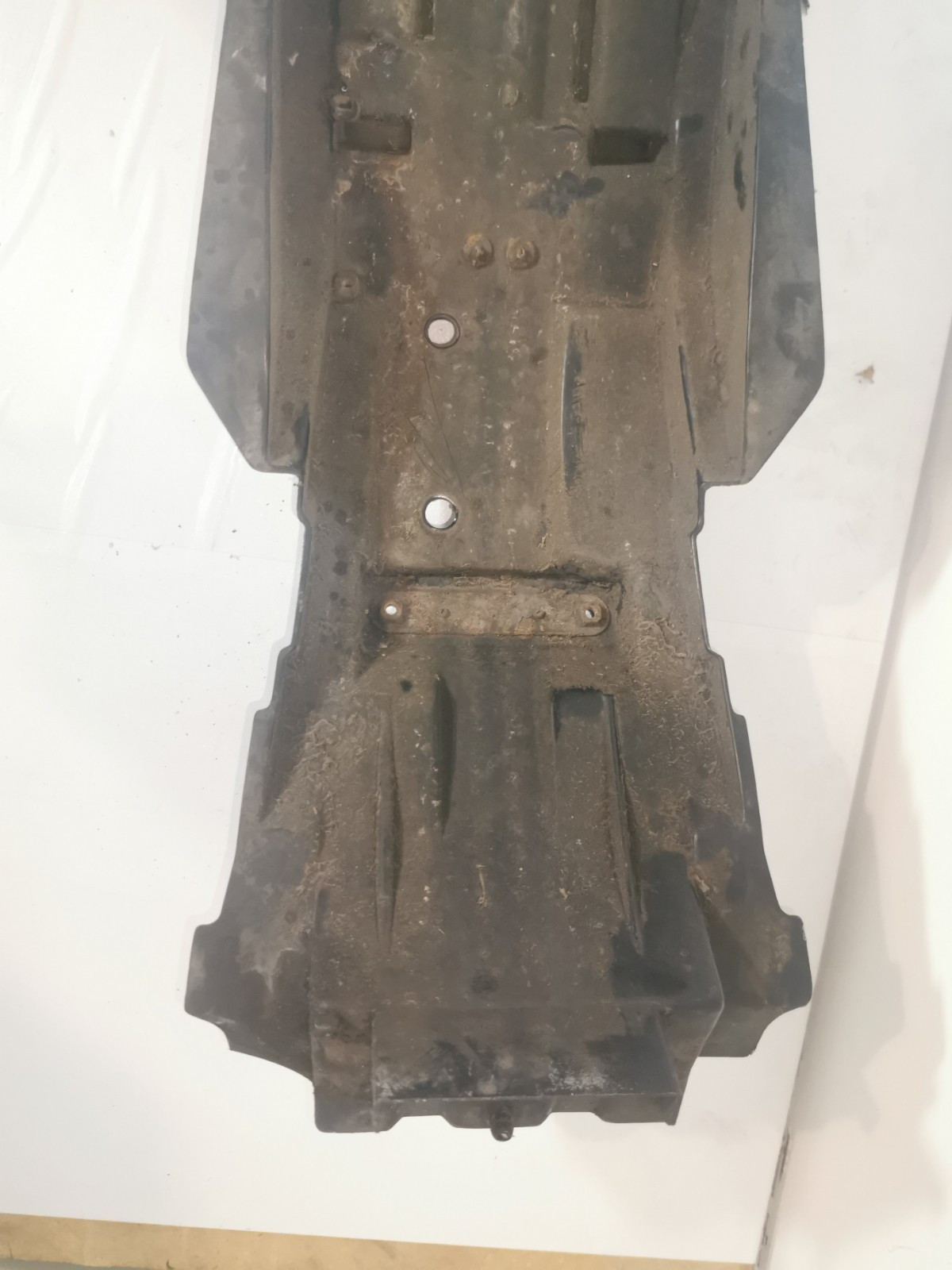 KAWASAKI ER5 ER500 2000 A4 : Rear Mudguard ' Battery Tray