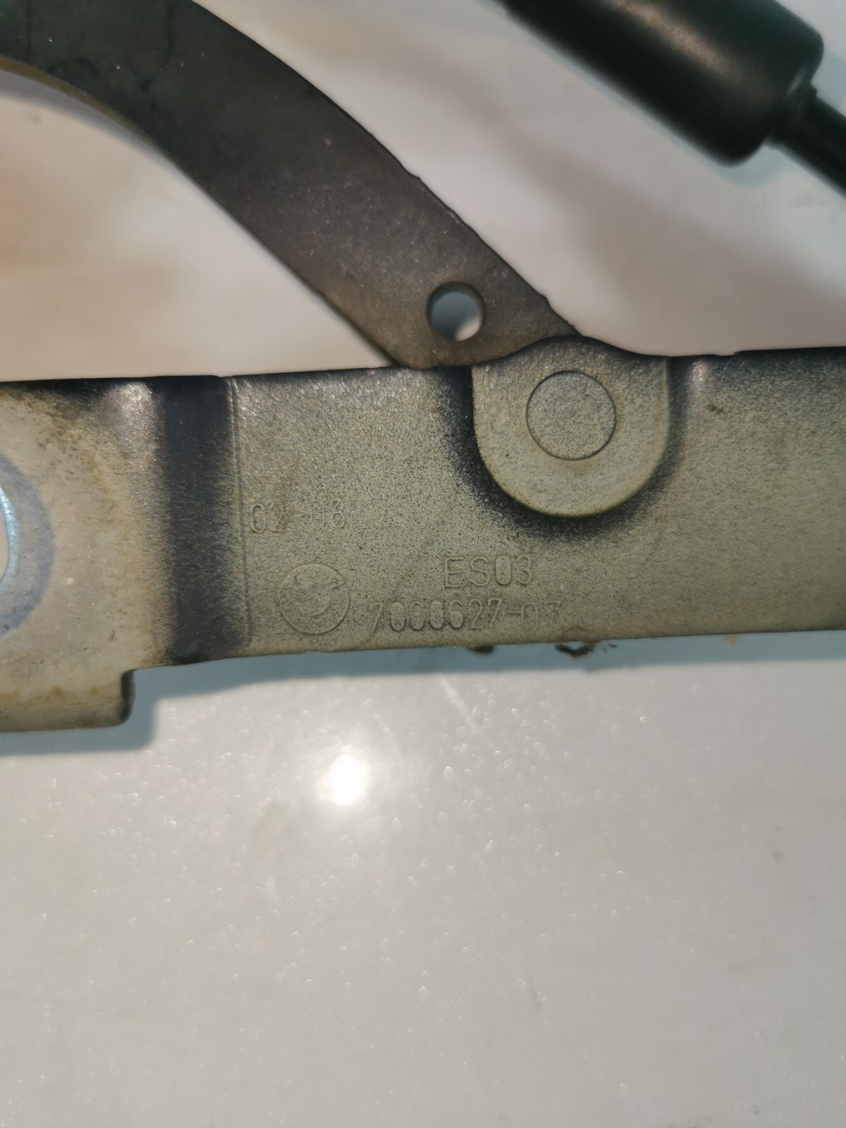 BMW 3 E90 E92 Convertible Trunk Lid Tailgate Hinge Left N/S Tiefseeblau Blue Bon