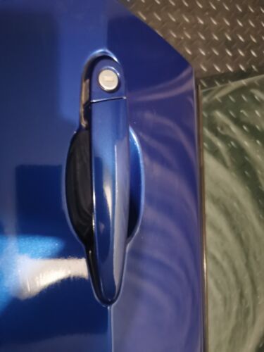 BMW 3 Series E92 E93 2006 – 2013 O/S Drivers Front Right Door Le Mans Blau Blue