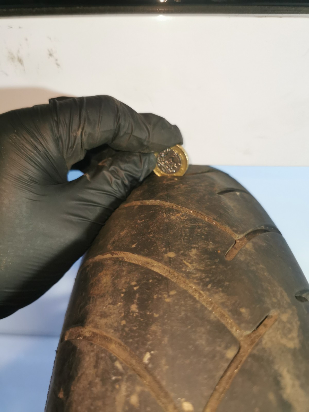 Triumph Sprint ST 1050 Front Wheel, Tyre + Brake Discs